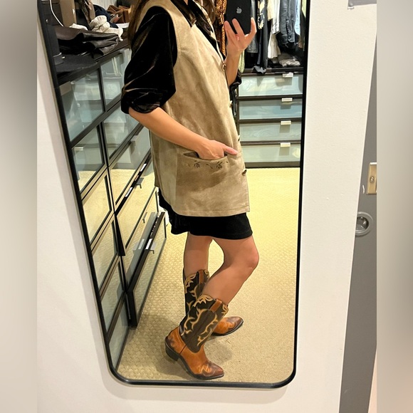 BEIGE GENUINE LEATHER VEST  SZ M - Picture 11 of 12